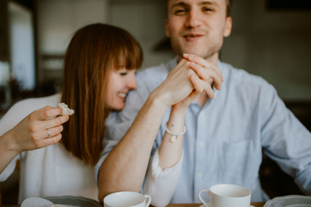 engagement couple home_6859