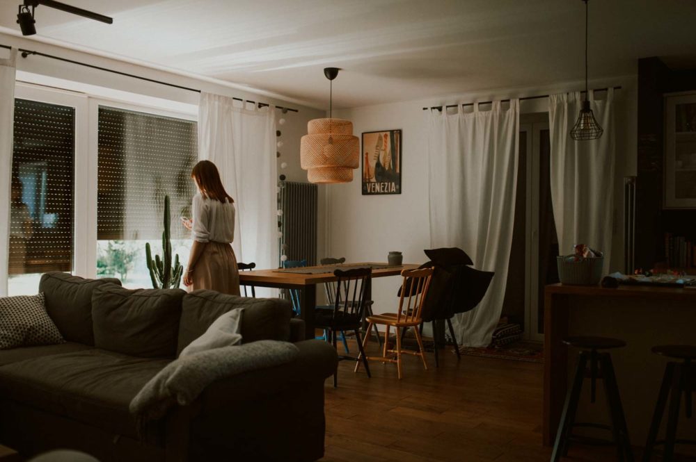 engagement couple home_7026